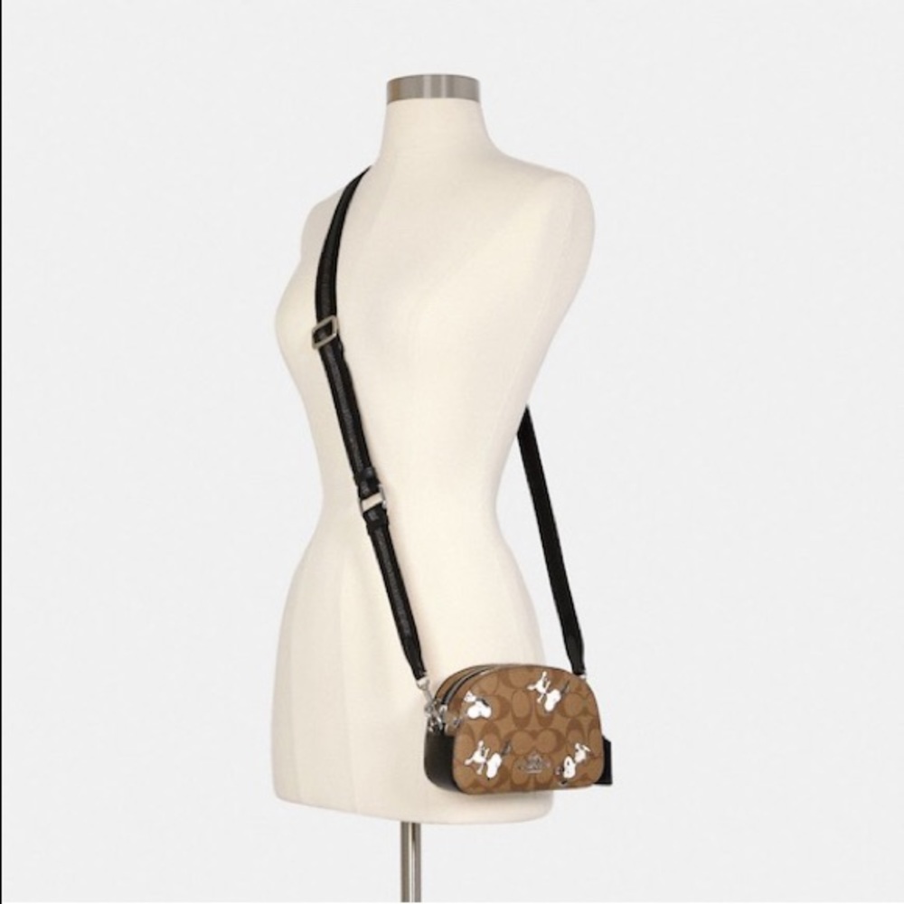 New💃Coach Coach X Peanuts Mini Serena Crossbody In Signature Canvas With Snoopy - Picture 11 of 11